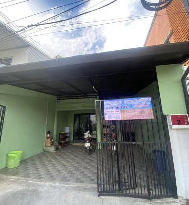 Nimman Hostel | 蓝天旅馆 Blue sky hotel ฟ้า เกสต์ เฮ้าส์
