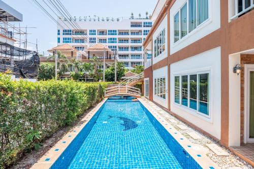 Jomtien Villa | 长住优惠-芭提雅市中心6卧泳池别墅，近海滩，网红美人鱼餐厅，悬崖餐厅
