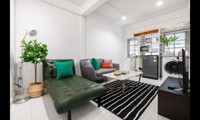 Khlong Ton Sai Apartment | 100 m² Apartment ∙ 2 bedrooms ∙ 10 guests