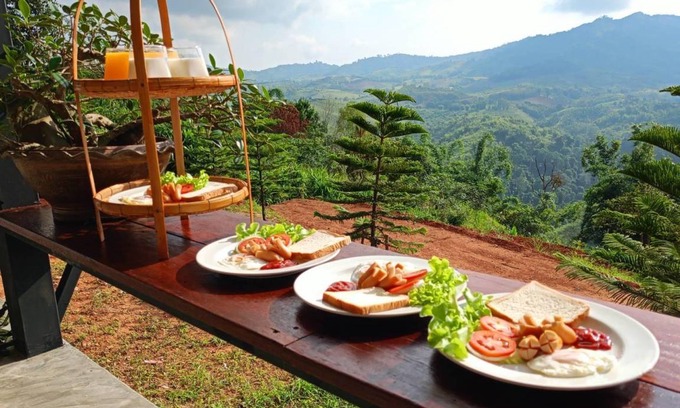 Sado Phong House | 100 m² House ∙ 1 bedroom ∙ 2 guests
