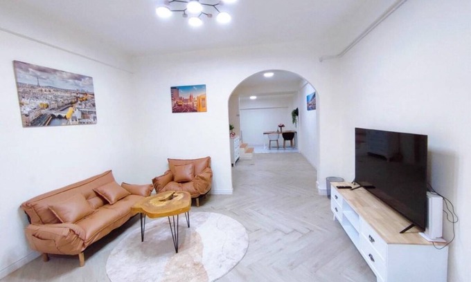 Nakhon Sawan House | 100 m² House ∙ 2 bedrooms ∙ 4 guests