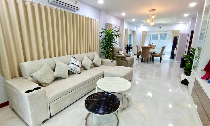 Hat Yai House | 100 m² House ∙ 4 bedrooms ∙ 10 guests