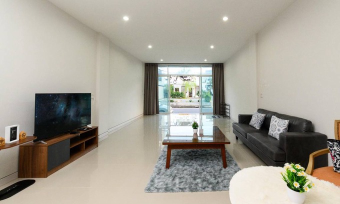 Hat Yai House | 100 m² House ∙ 4 bedrooms ∙ 18 guests
