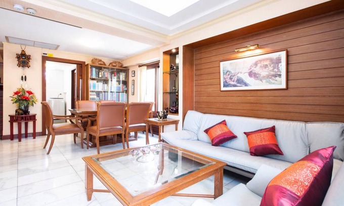 Wang Burapha Phirom Apartment | 100 m² Apartment ∙ 2 bedrooms ∙ 3 guests