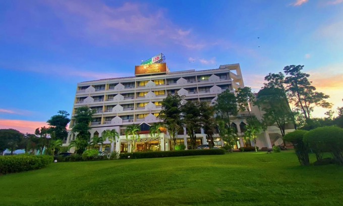 Sakon Nakhon Hotel | 14 m² Hotel ∙ 30 guests