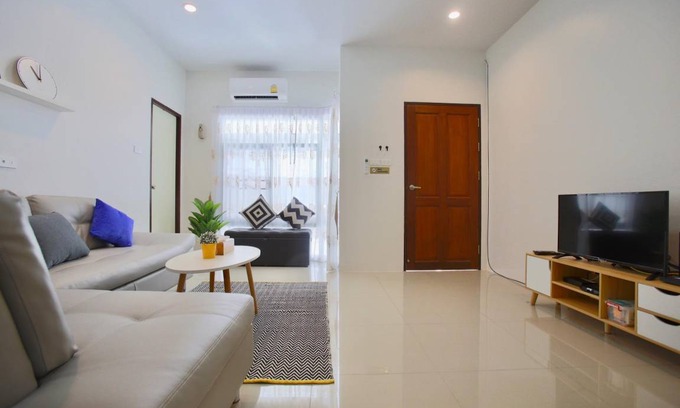 Hat Yai House | 142 m² House ∙ 2 bedrooms ∙ 9 guests