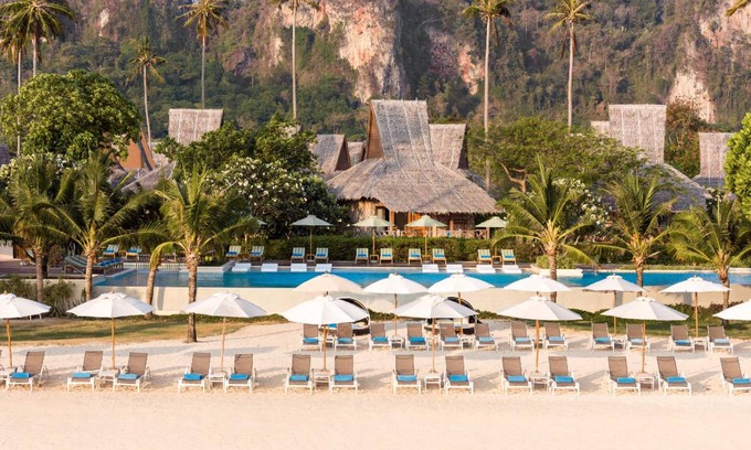 Ko Phi Phi Resort | 150 m² Resort ∙ 2 bedrooms ∙ 127 guests
