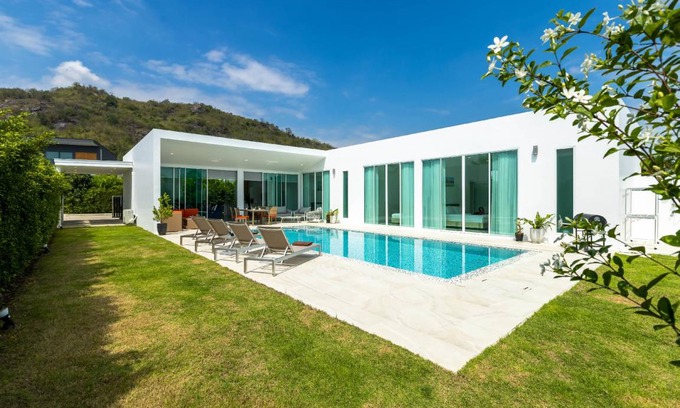 Khao Tao Villa | 180 m² Villa ∙ 4 bedrooms ∙ 15 guests