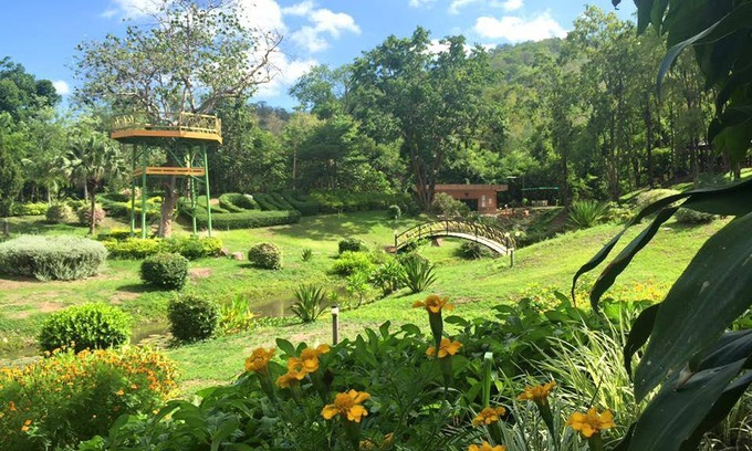 Phaya Yen Resort | 196 m² Resort ∙ 8 guests