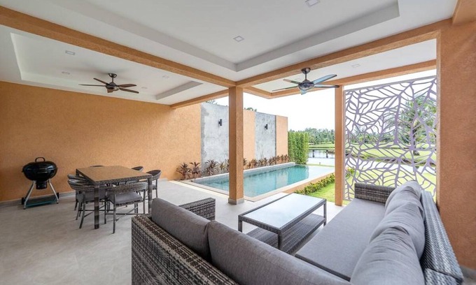 Klong Son Villa | 196 m² Villa ∙ 4 bedrooms ∙ 8 guests
