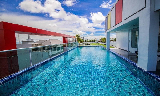 Jomtien House | 2 bedroom apartment@ Art On The Hill