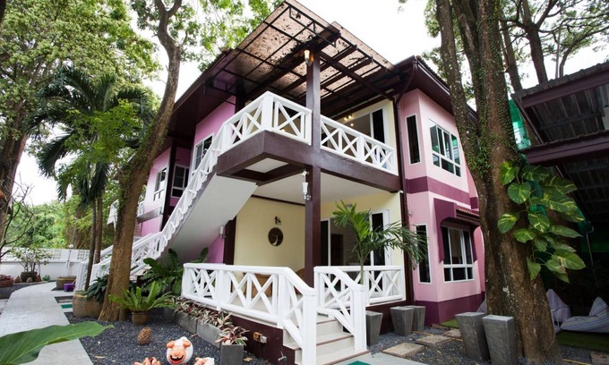 Rawai Bed & Breakfast | 20 m² Bed and breakfast ∙ 2 guests