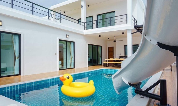 Hua Hin Villa | 200 m² Villa ∙ 4 bedrooms ∙ 16 guests
