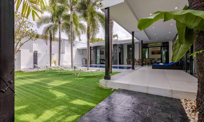 Hua Hin Villa | 201 m² Villa ∙ 3 bedrooms ∙ 8 guests