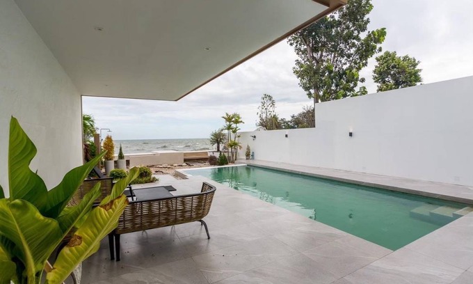 Cha-am House | 230 m² House ∙ 4 bedrooms ∙ 10 guests