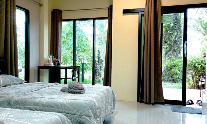 Satun Hotel | 24 m² Hotel ∙ 3 guests