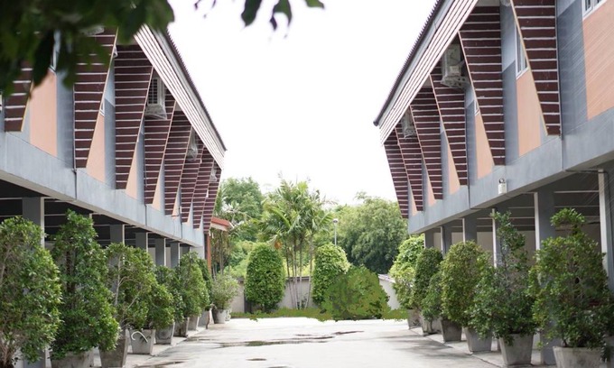 Chonburi Hotel | 24 m² Motel ∙ 2 guests