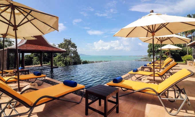 Bophut Villa | 2400 m² Villa ∙ 5 bedrooms ∙ 15 guests