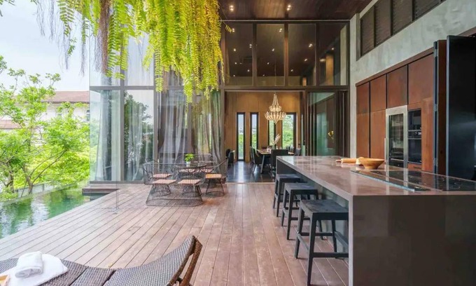 Sukhumvit Villa | 2499 m² Villa ∙ 5 bedrooms ∙ 16 guests