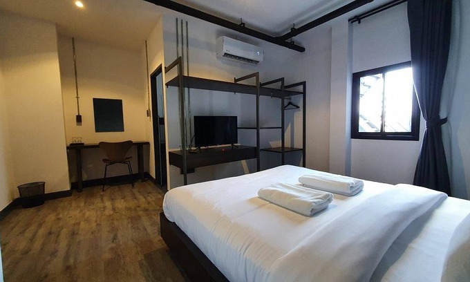 Nong Pa Khrang Hotel | 25 m² Hotel ∙ 2 guests