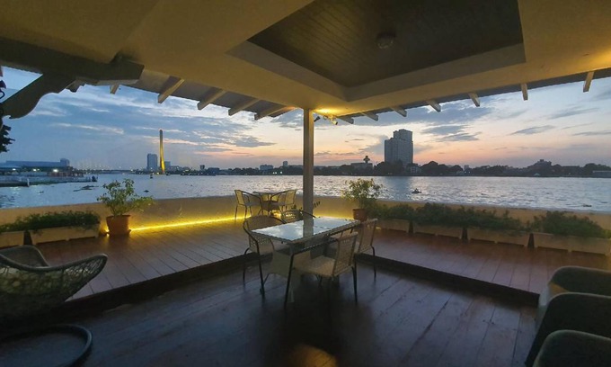 Wachira Phayaban House | 250 m² House ∙ 3 bedrooms ∙ 6 guests