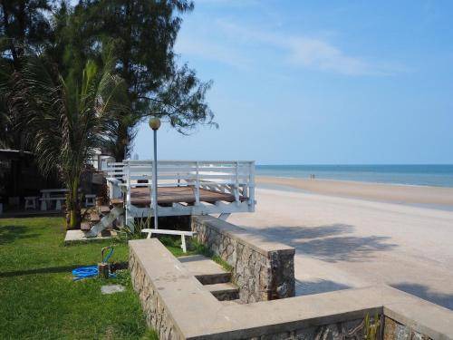 Khao Takiab House | 260 m² House ∙ 4 bedrooms ∙ 19 guests
