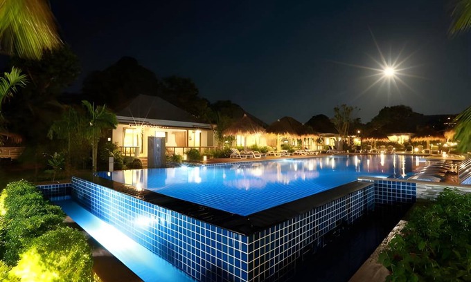 Ko Lanta Hotel | 288 m² Hotel ∙ 2 bedrooms ∙ 127 guests