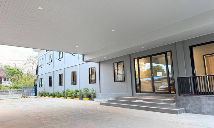 Surin Hotel | 30 m² Hotel ∙ 2 guests