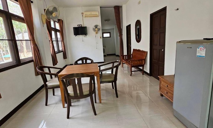 Muak Lek Hotel | 30 m² Hotel ∙ 2 guests