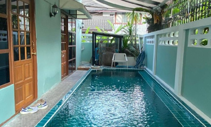 Khlong Tan Nuea House | 300 m² House ∙ 6 bedrooms ∙ 16 guests