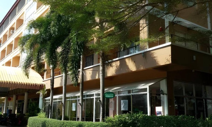 Nong Khae Hotel | 38 m² Hotel ∙ 2 guests