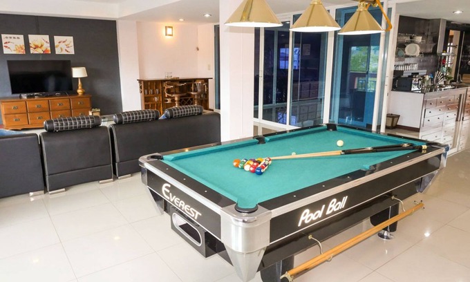 Old City House | ⋆★3BR Home ★⋆City center ❤ ping pong & pool table - Great Location!