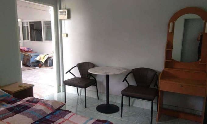 Cha-am House | 40 m² Bungalow ∙ 1 bedroom ∙ 2 guests