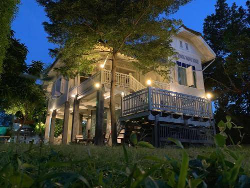 Ayutthaya Bed & Breakfast | 400 m² Bed and breakfast ∙ 5 bedrooms ∙ 20 guests