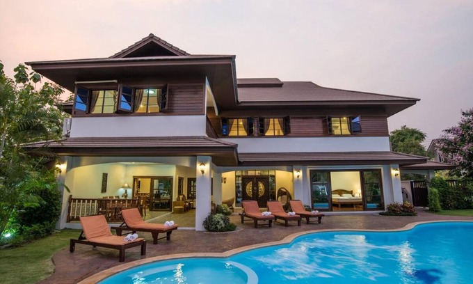 Chiang Mai House | 448 m² House ∙ 7 bedrooms ∙ 14 guests