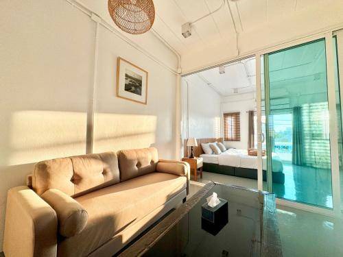 Khon Kaen Hotel | 48 m² Hotel ∙ 2 guests