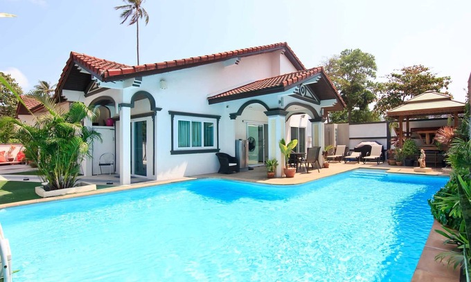 Bophut Villa | 5 Bedroom Villa in Fisherman's Village