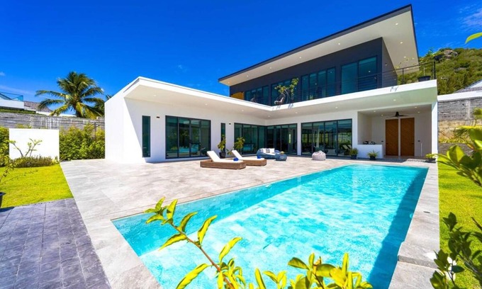 Khao Tao Villa | 520 m² Villa ∙ 3 bedrooms ∙ 8 guests