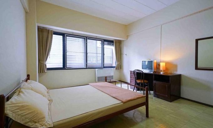Khlong Tan Nuea Apartment | 55 m² Apartment ∙ 2 guests