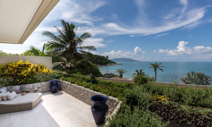 Moo 5 Villa | 5BR Luxury Beachfront Villa | Samrong Bay
