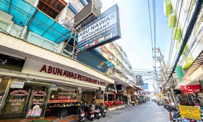 Central Pattaya Hotel | 60 m² Hotel ∙ 3 guests