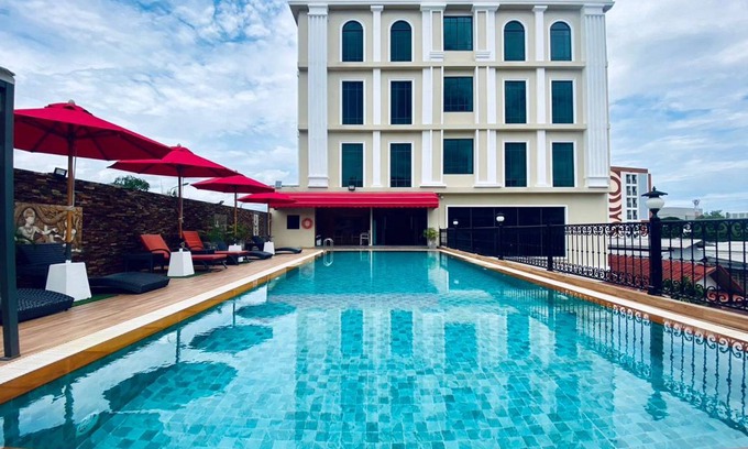 Mak Khaeng Hotel | 60 m² Hotel ∙ 6 guests