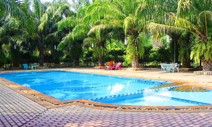 Hin Dat Resort | 80 m² Resort ∙ 7 bedrooms ∙ 12 guests