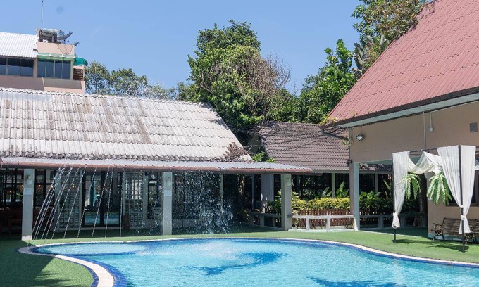 Ban Na Hotel | 90 m² Hotel ∙ 4 guests