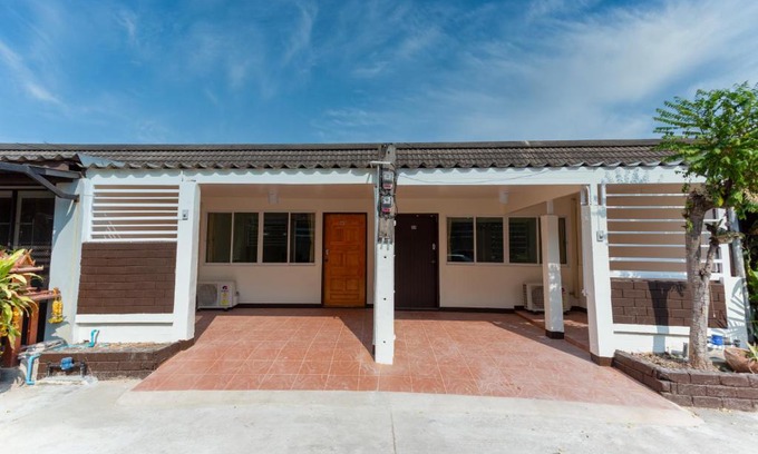 Hai Ya Apartment | Ammar Twin House Chiang Mai