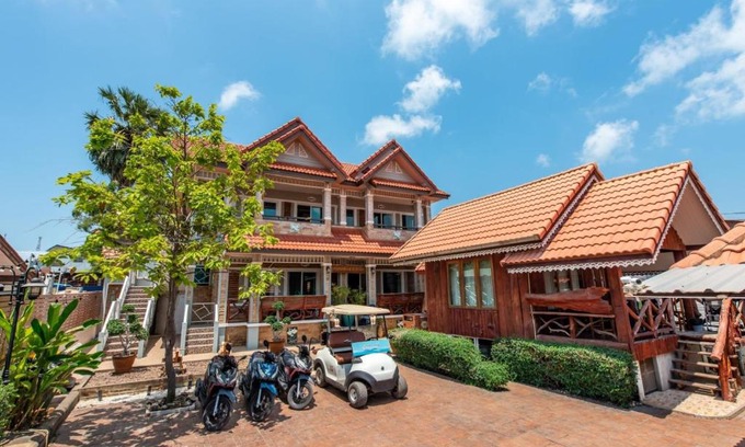 Koh Lan House | Baan Virog Koh Larn