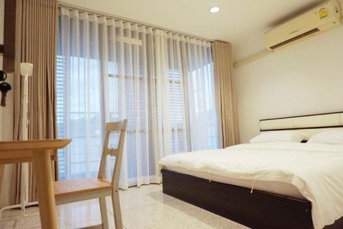 San Chao Pho Suea Hostel | Boon Street Hostel