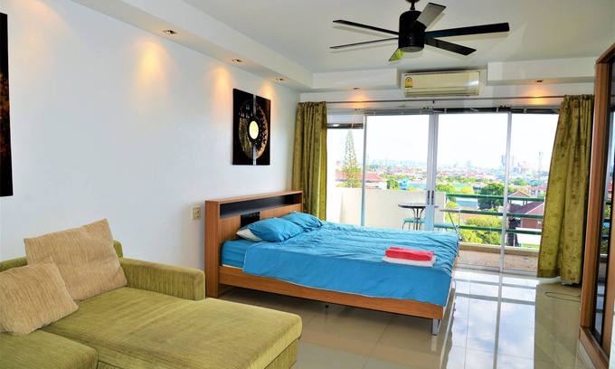 Central Pattaya Apartment | Central Pattaya Plaza Condotel