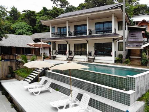 Ko Phi Phi Hostel | Chunut House Resort