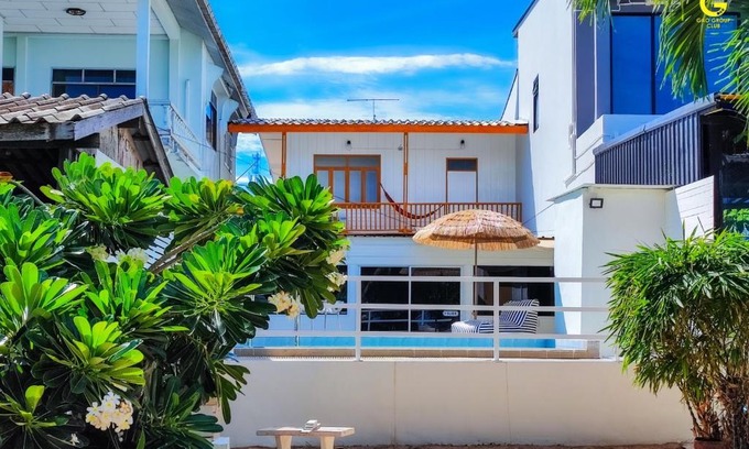 Ban Chang House | GAO Phala Beachfront Hostel